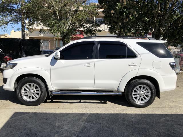 Hilux Sw4 Sr 2.7 Automático Super Econômica - Foto 4
