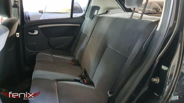 Renault Sandero Privilege 1.6 - Foto 12