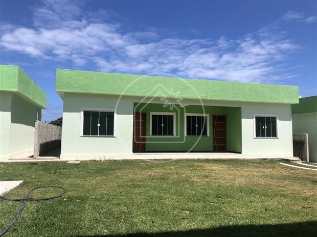 Casa de condomínio à venda com 1 dormitórios em São josé do imbassaí, Maricá cod:863638
