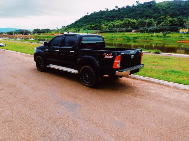 Hilux srv