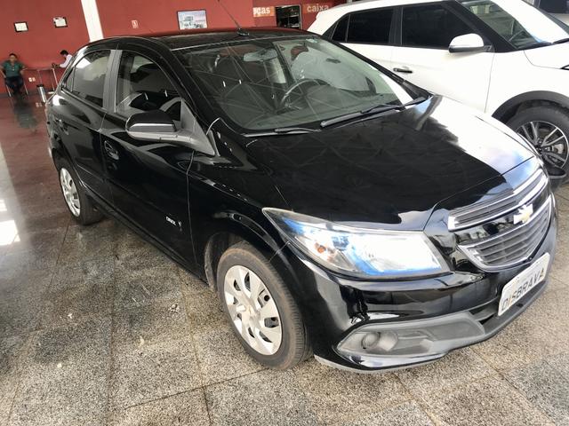 Chevrolet onix lt.14