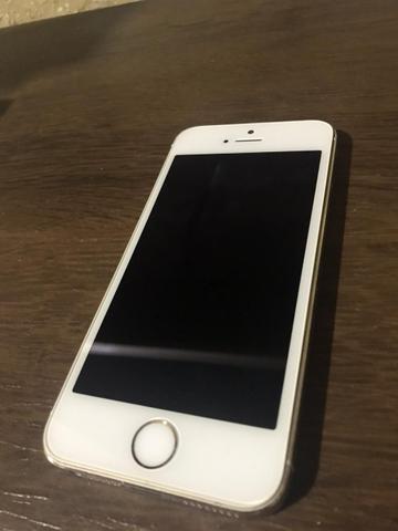IPhone 5s dourado