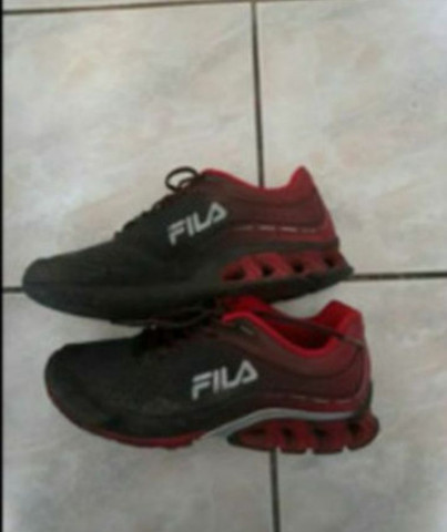 2 tenis por 75