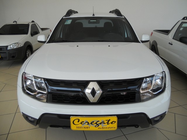 RENAULT OROCH EXPRESSION 1.6 4P