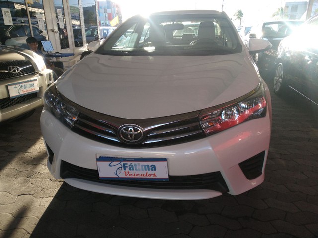 COROLLA AUTOMÁTICO COMPLETO
