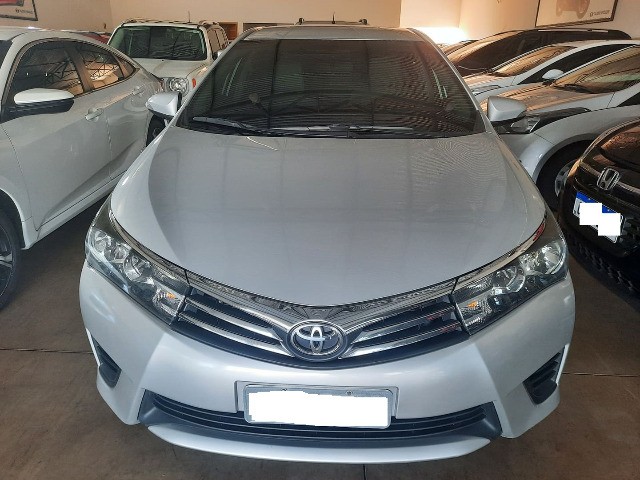 COROLLA GLI 1.8 UPE 16/17 BANCO EM COURO