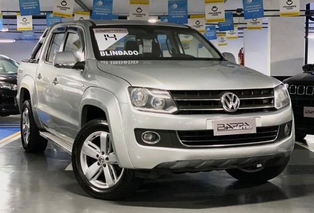 AMAROK DIESEL 4X4 HIGHLINE TOP DE LINHA BLINDADA III-A IMPECÁVEL TODA REVISADA