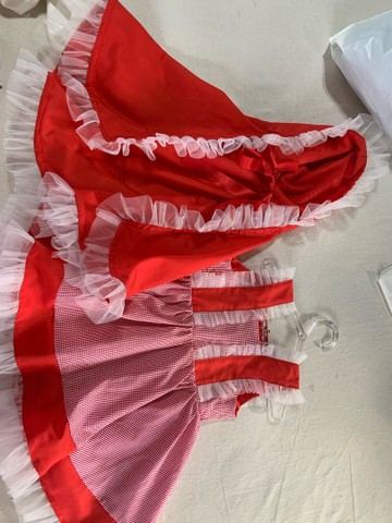Fantasia vestido chapeuzinho vermelho 1 ano - Foto 2