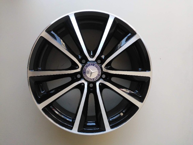 Jogo Rodas Esportivas Mercedes 5x112 18X7,5 52 Preta Diamantada Seminova JG26