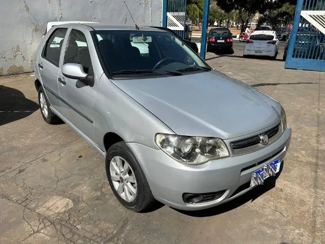 Palio 4portas com AR 