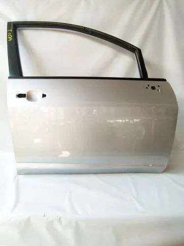 Porta Dianteira Direita Nissan Tiida 2010 Prata Original