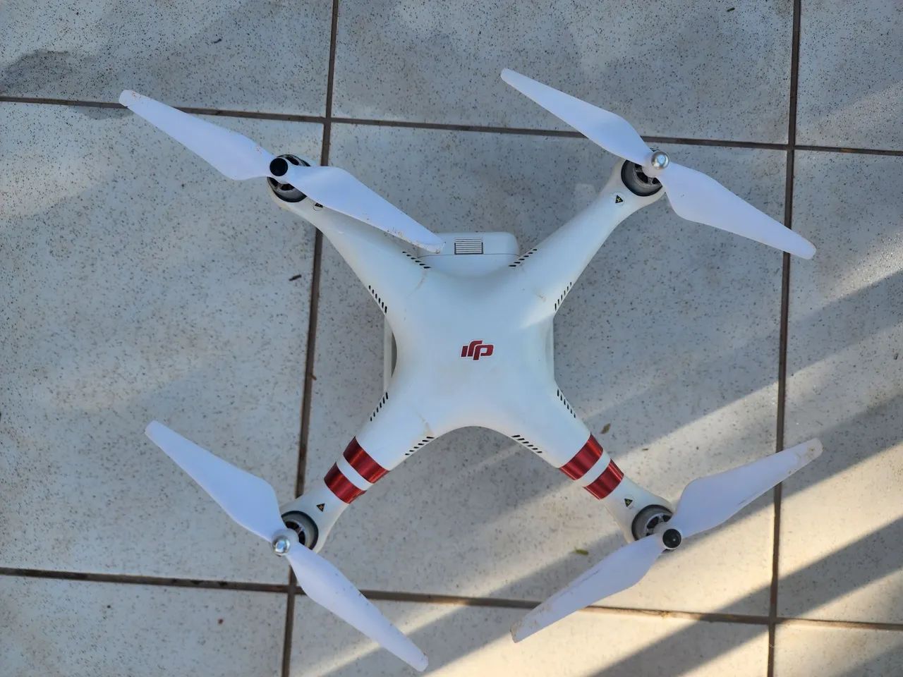 Drone DJI Phantom 3 - Foto 3