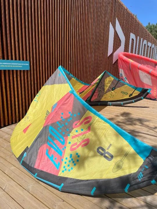 Kite Duotone Evo SLS 2023 - 8m em Excelente Estado - Foto 2