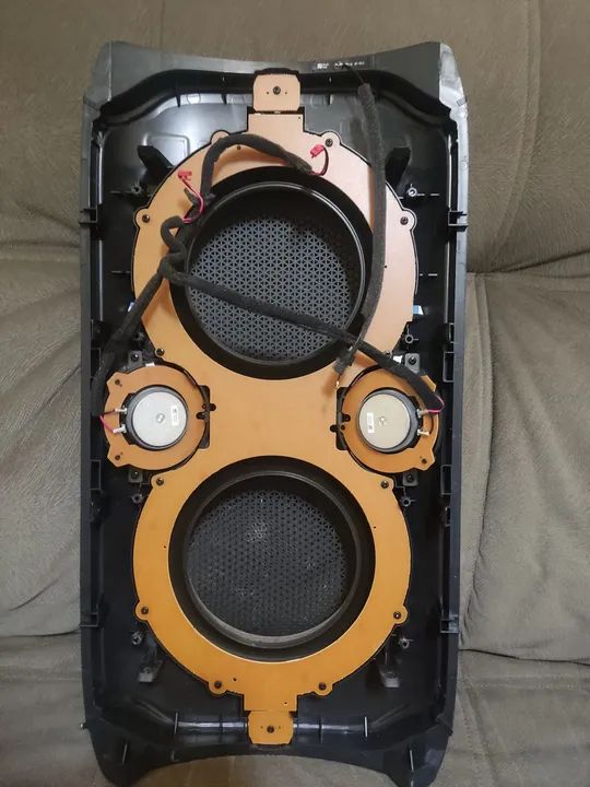 JBL Partybox frontal completo  - Foto 3