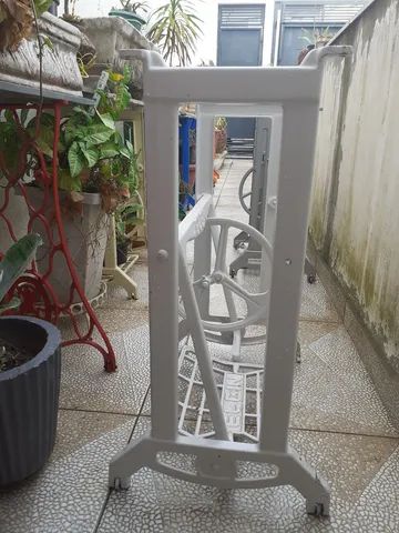 Pé de maquina antigo - Foto 2