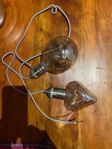 Lâmpadas Love e coração em led com bocais e fio - Foto 2