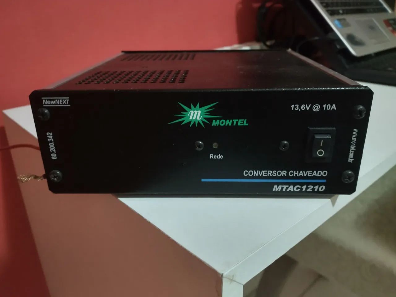 Fonte mesa 13,6vcc / 10A (16A pico) / bat 4 A MTAC1210F