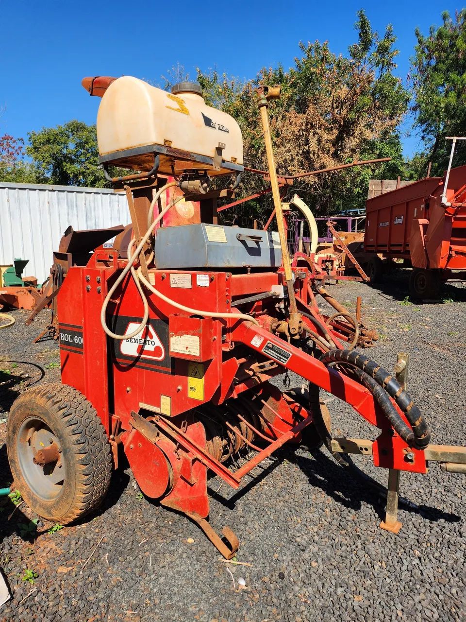 Conjunto de Fenação bola redondo pequeno AGROFORN E SEMEATO ROL600 NEW - Foto 2
