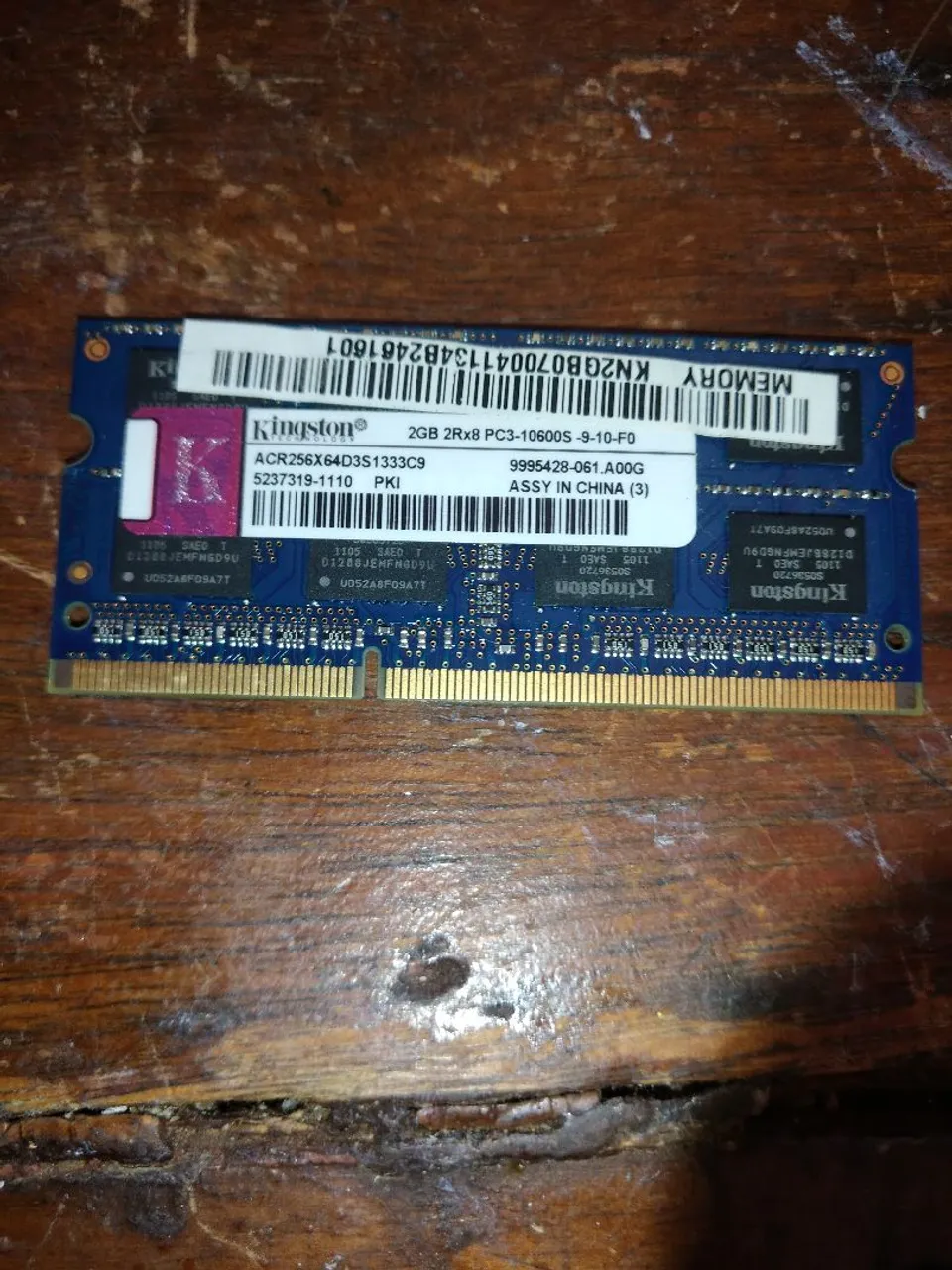 02 Memórias Kingston 2GB DDR3 1333Mhz