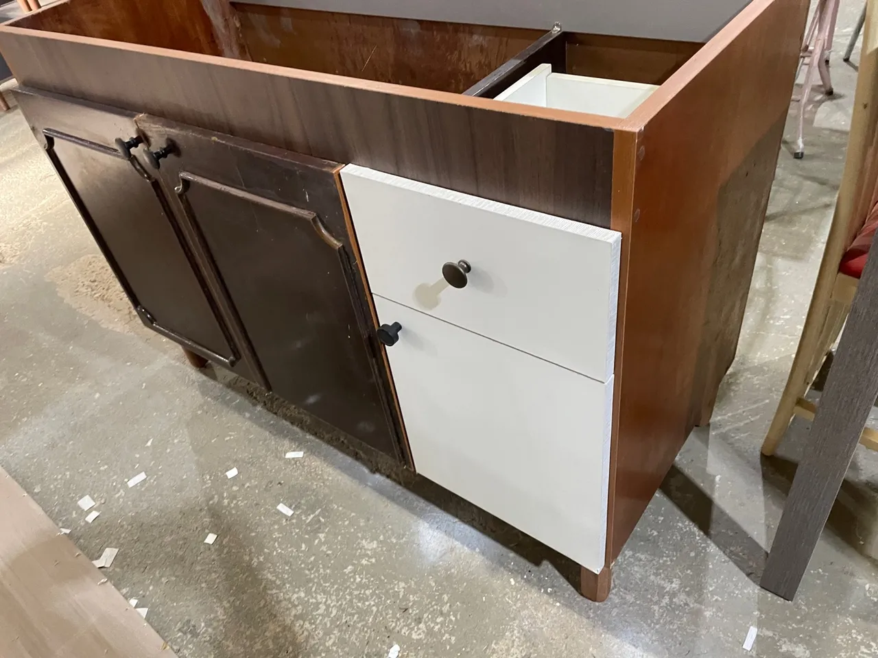 Armário de cozinha 1,20 com porta gaveta