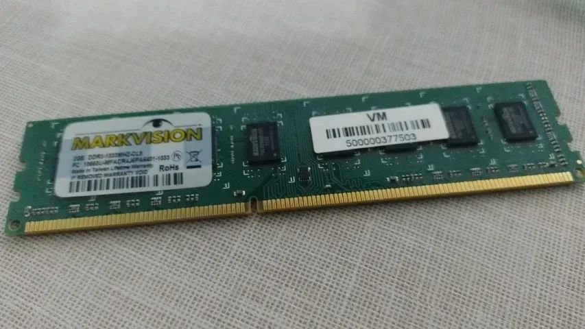 Memória RAM 2GB 1333MHz DDR3