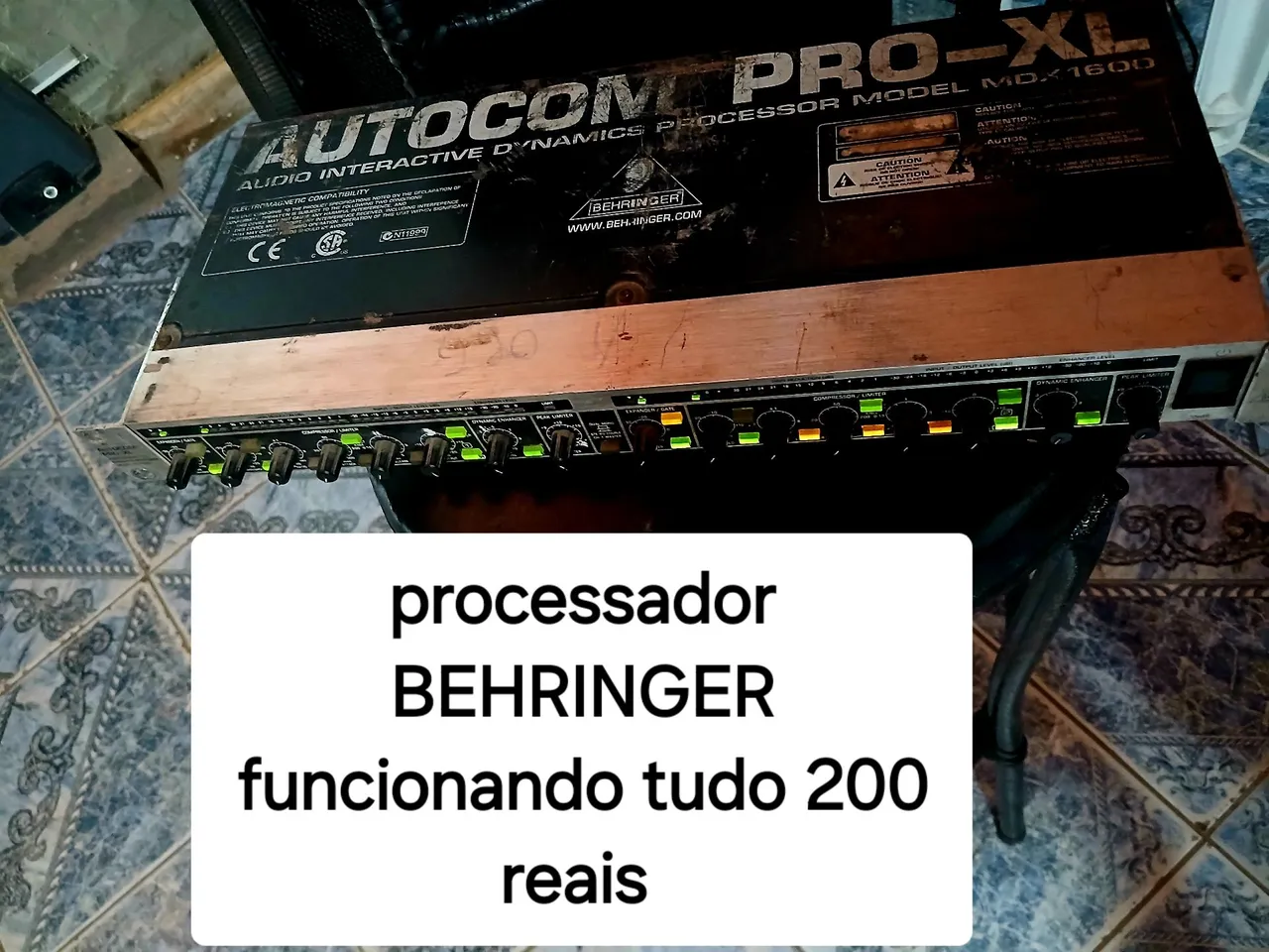 Processador de Áudio Behringer Autocom Pro-XL MDX1600