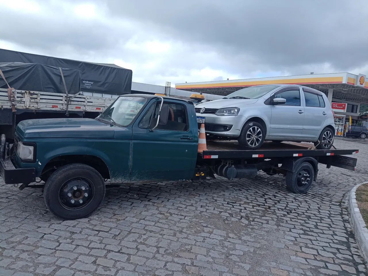 Caminhão reboque vendo ou troco!!! - Foto 4