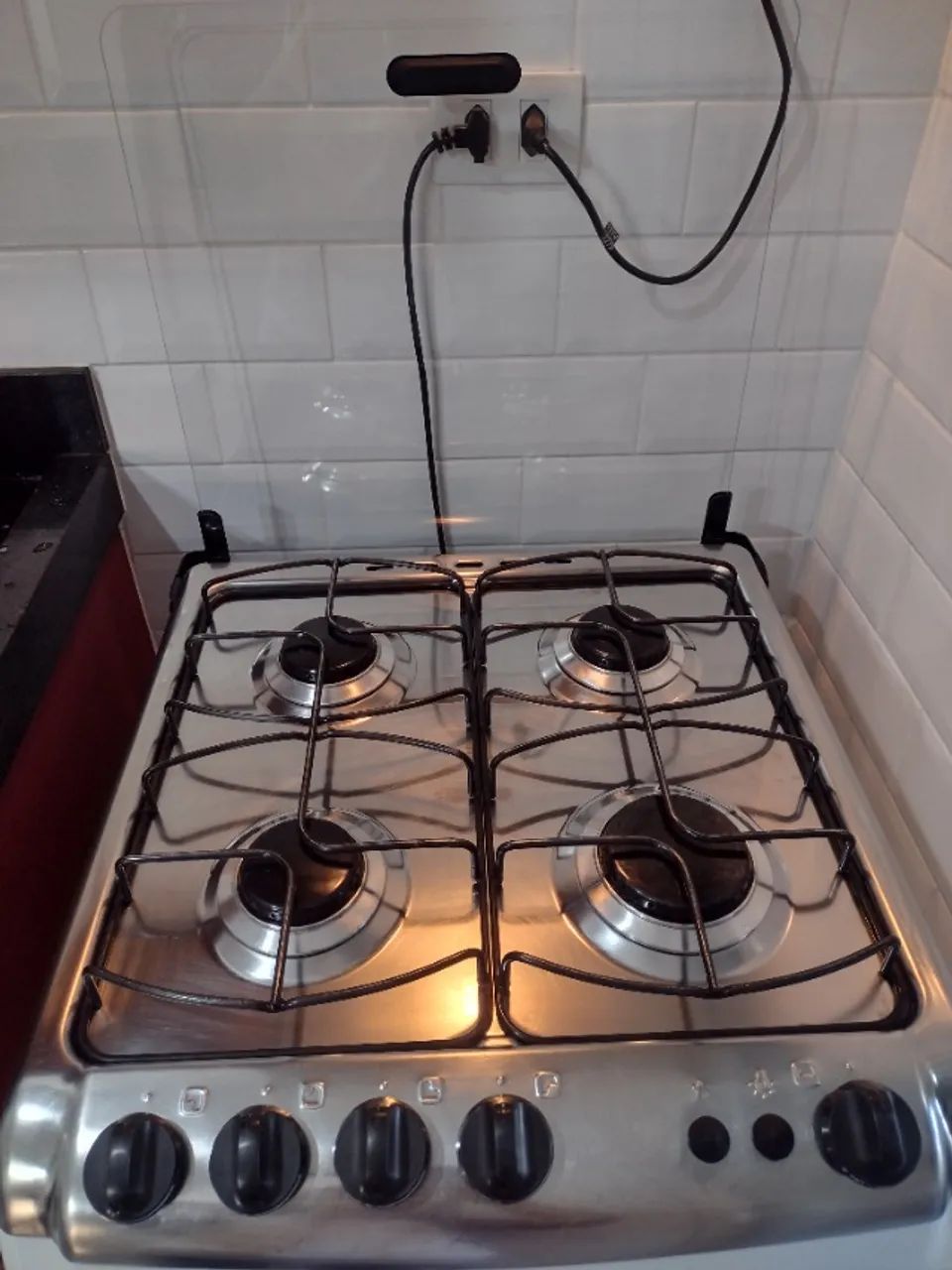 Fogão Eletrolux em ótimo estado de conservação - Foto 3