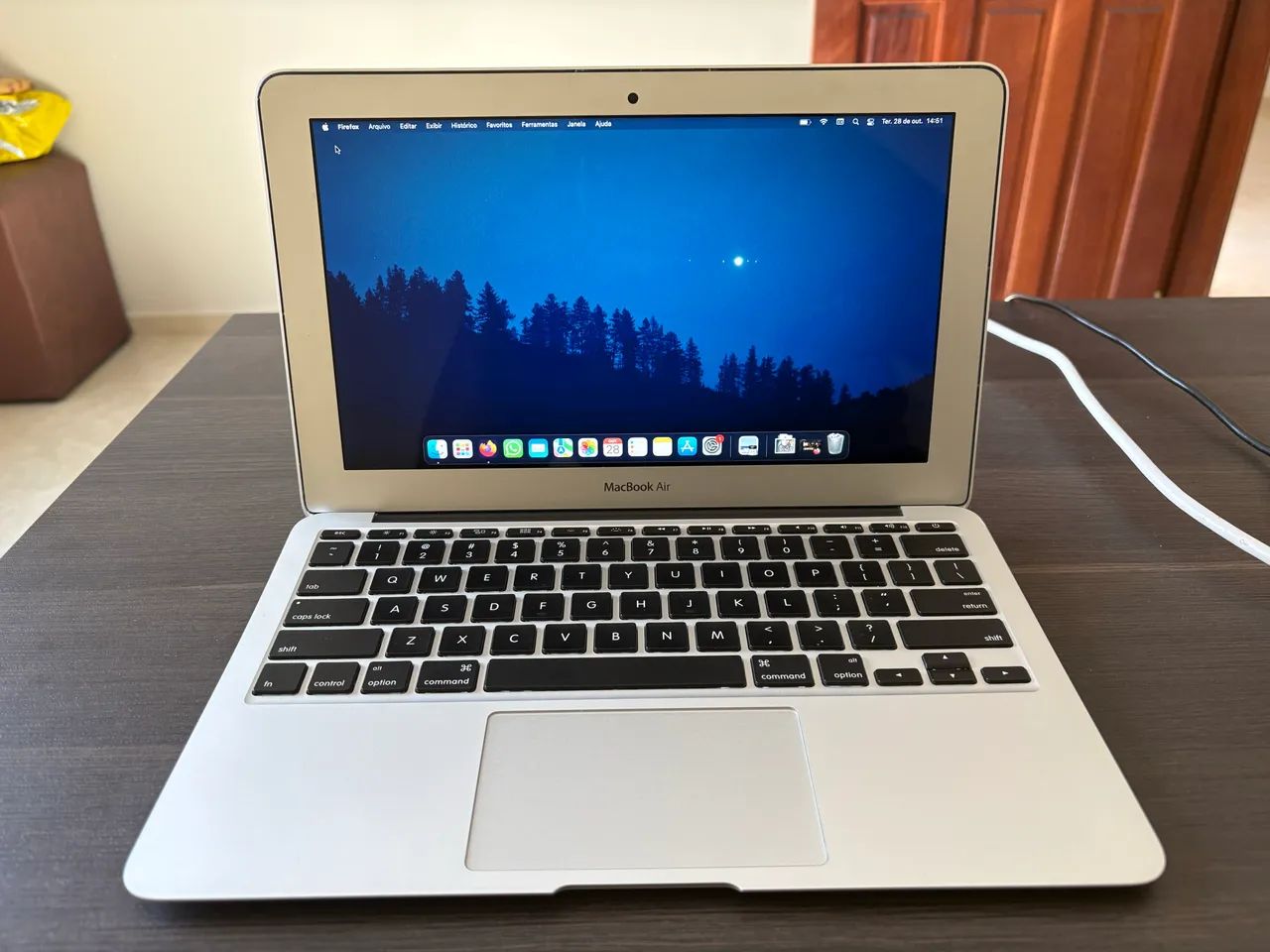 MacBook本体 MacBook Air (11-inch, Early 2015) MacBook Air (11 polegadas, início de 2015) - Especificações