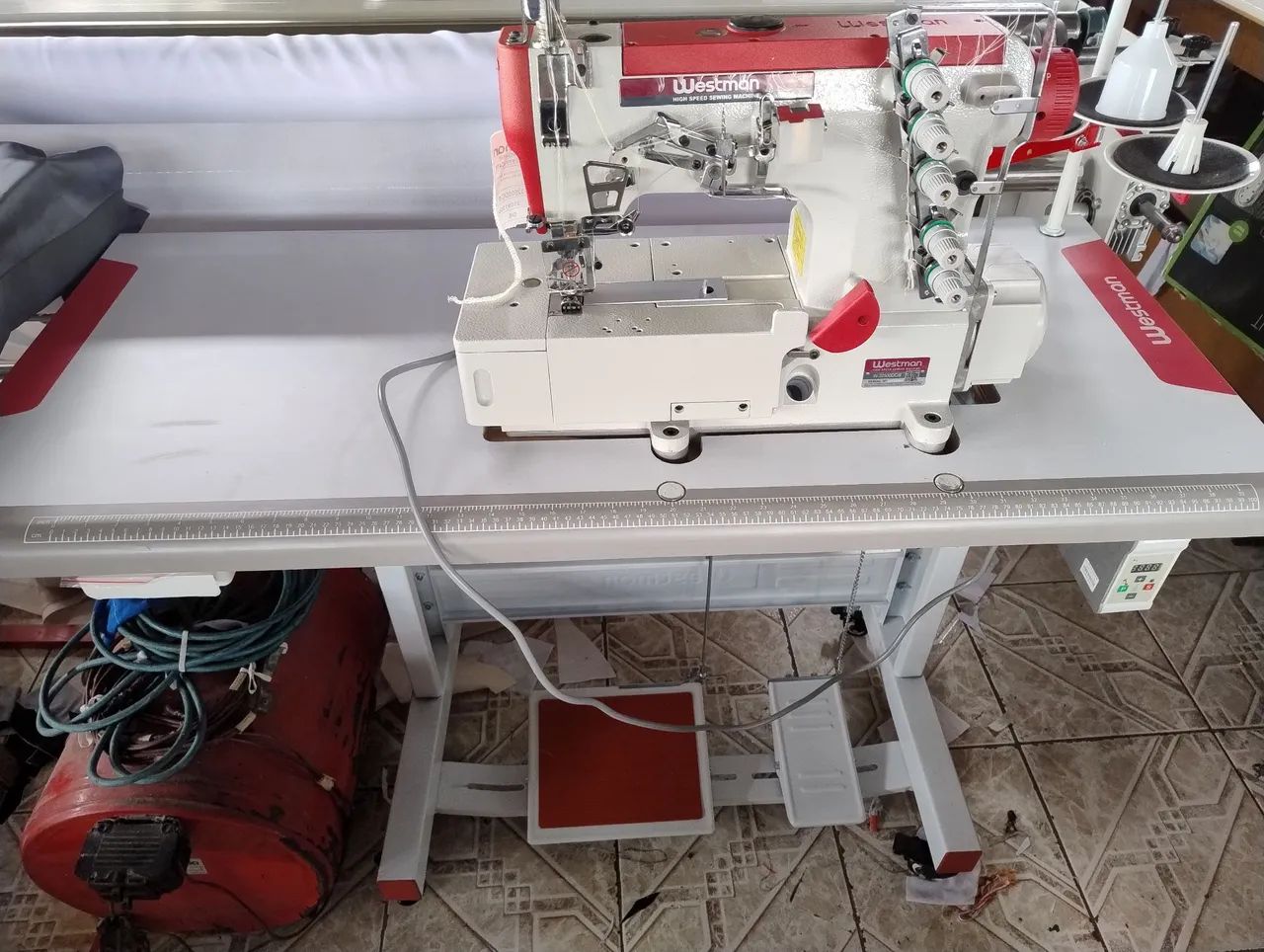 Máquina Galoneira nova westman - Foto 2