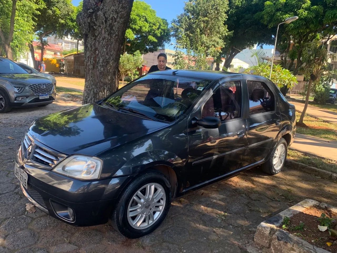 Renalt  Logan  Ano 2008 Modelo 1.6 16v Placa Jhi-2719 Cinza - Foto 3