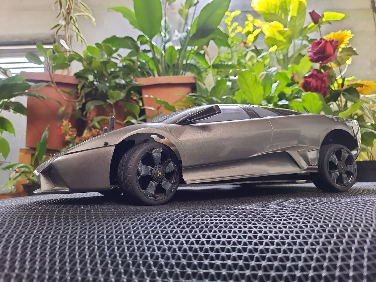 Automodelo Lamborghini Réventon- 1:10 - Foto 2