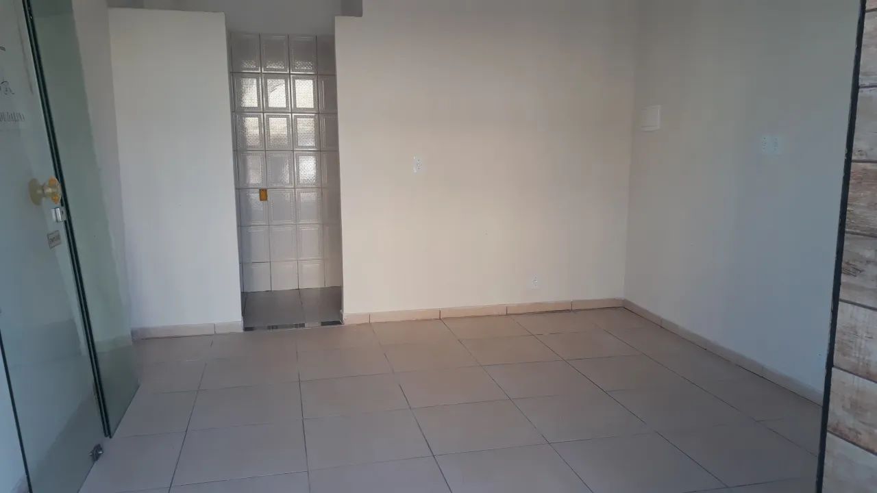 Imóvel para aluguel possui 25 metros quadrados em Cobilândia - Vila Velha - ES - Foto 5