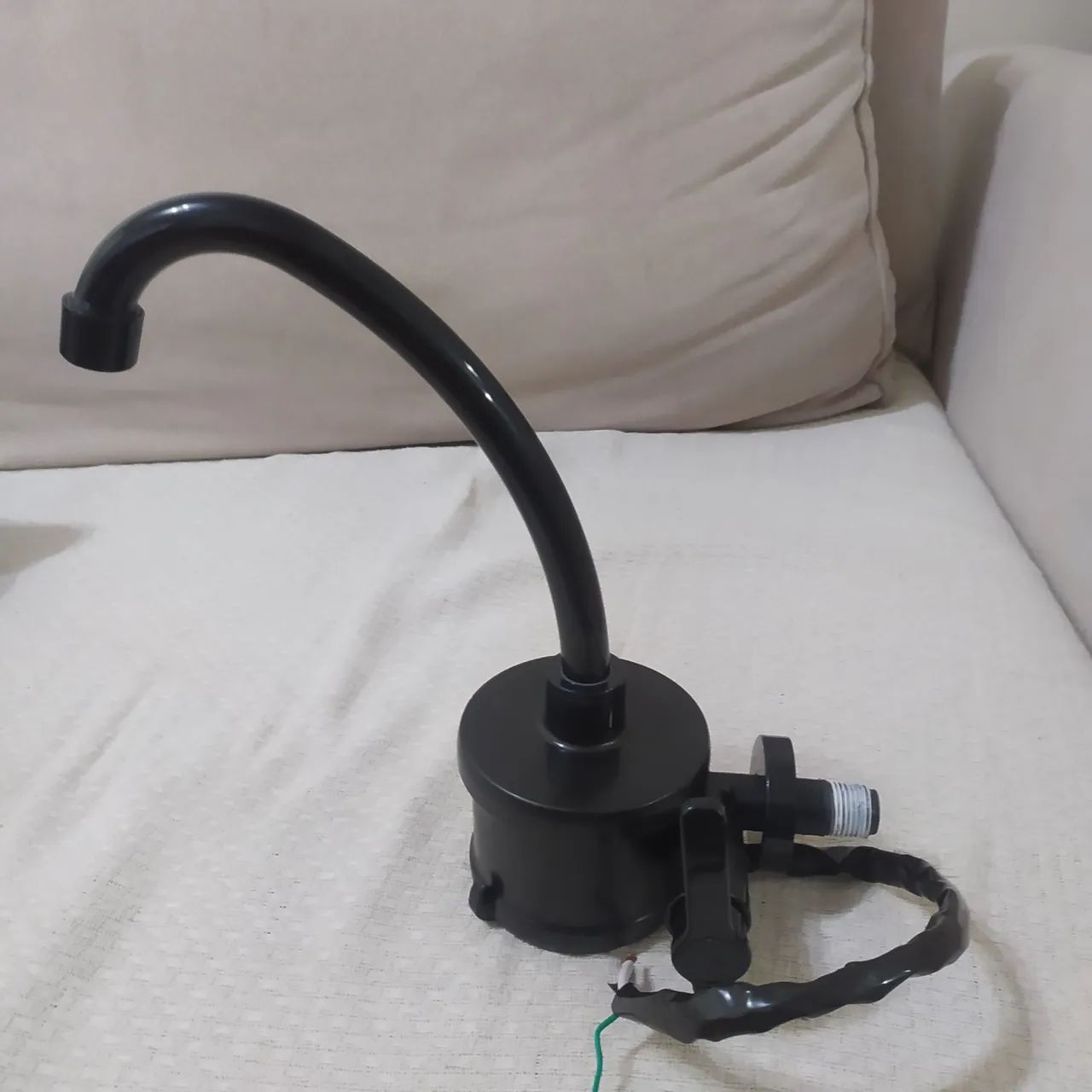 Torneira  Elétrica com design moderno e elegante