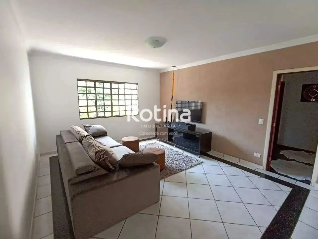 Casa para alugar, 3 quartos, Umuarama - Uberlândia/MG - Rotina Imobiliária - Foto 5