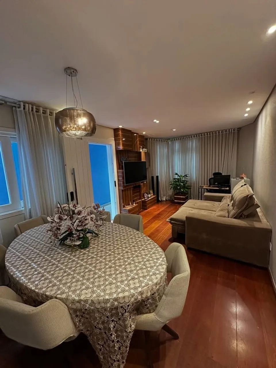 Belíssima casa a venda no Paranoá (quadra 26)