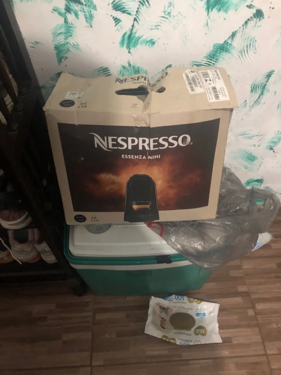Cafeteira Nespresso Essenza Mini