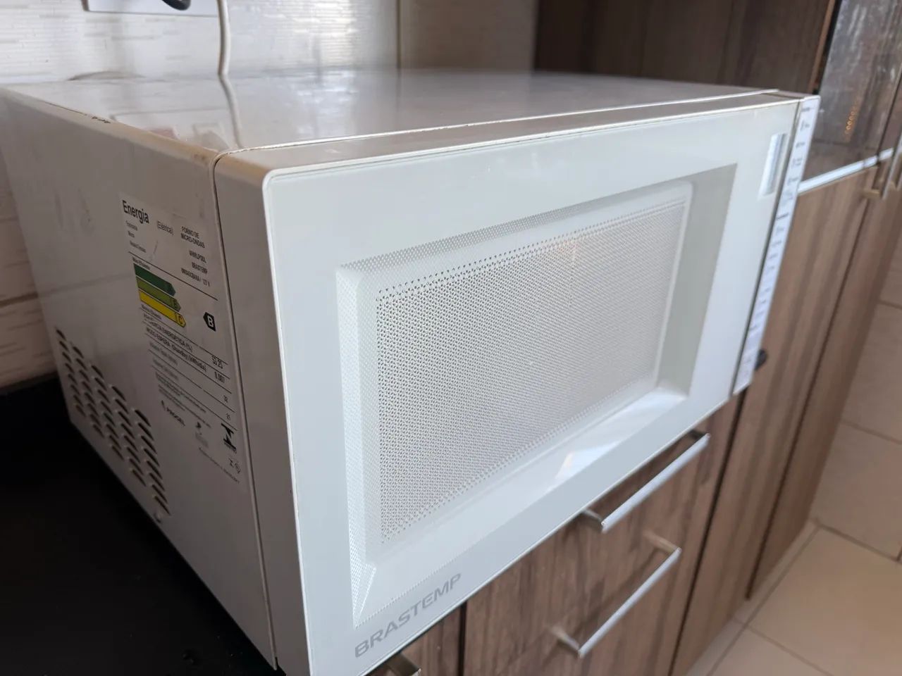 Microondas Brastemp 32 l - Foto 4