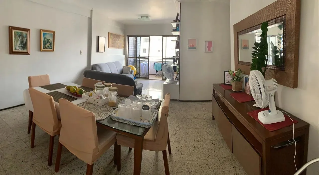 Vendo apartamento com 117 m²