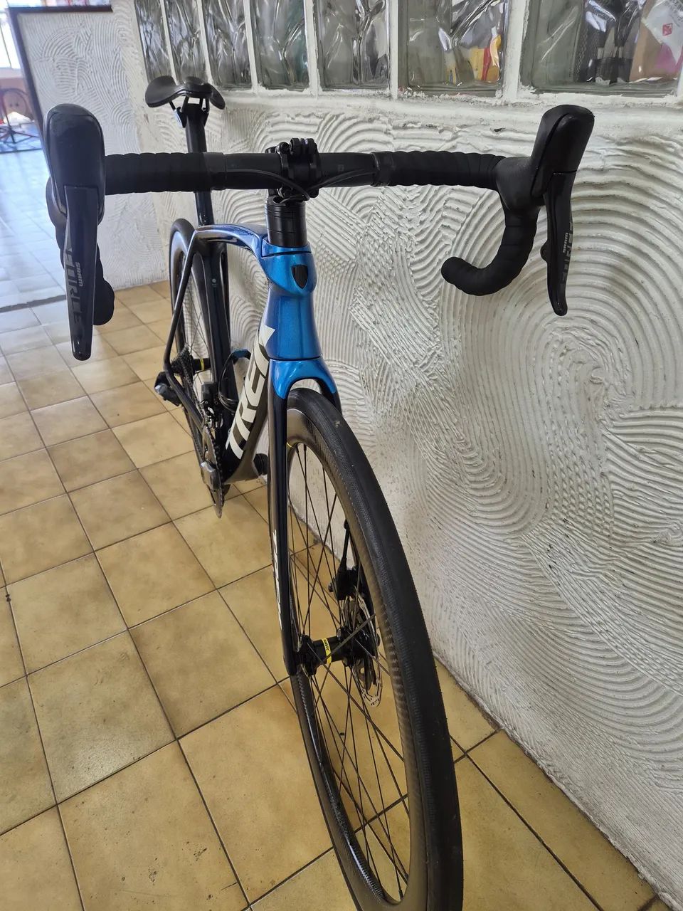 Bicicleta TREK EMONDA 2023 NF  - Foto 2