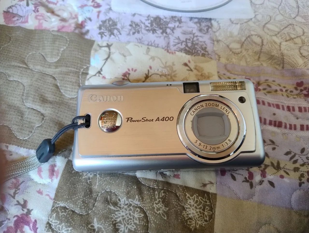 Câmera fotográfica Canon PowerShot A400 usada - Foto 2