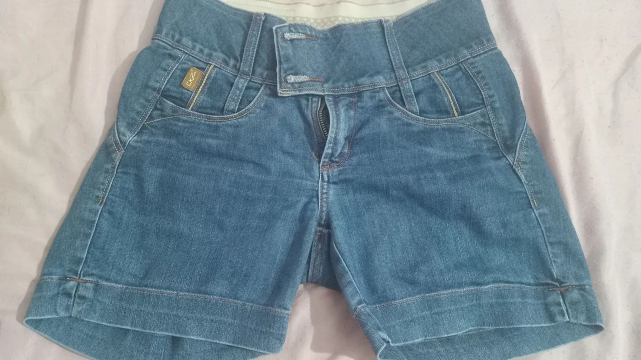 Bermuda Jeans CKZ tam..38