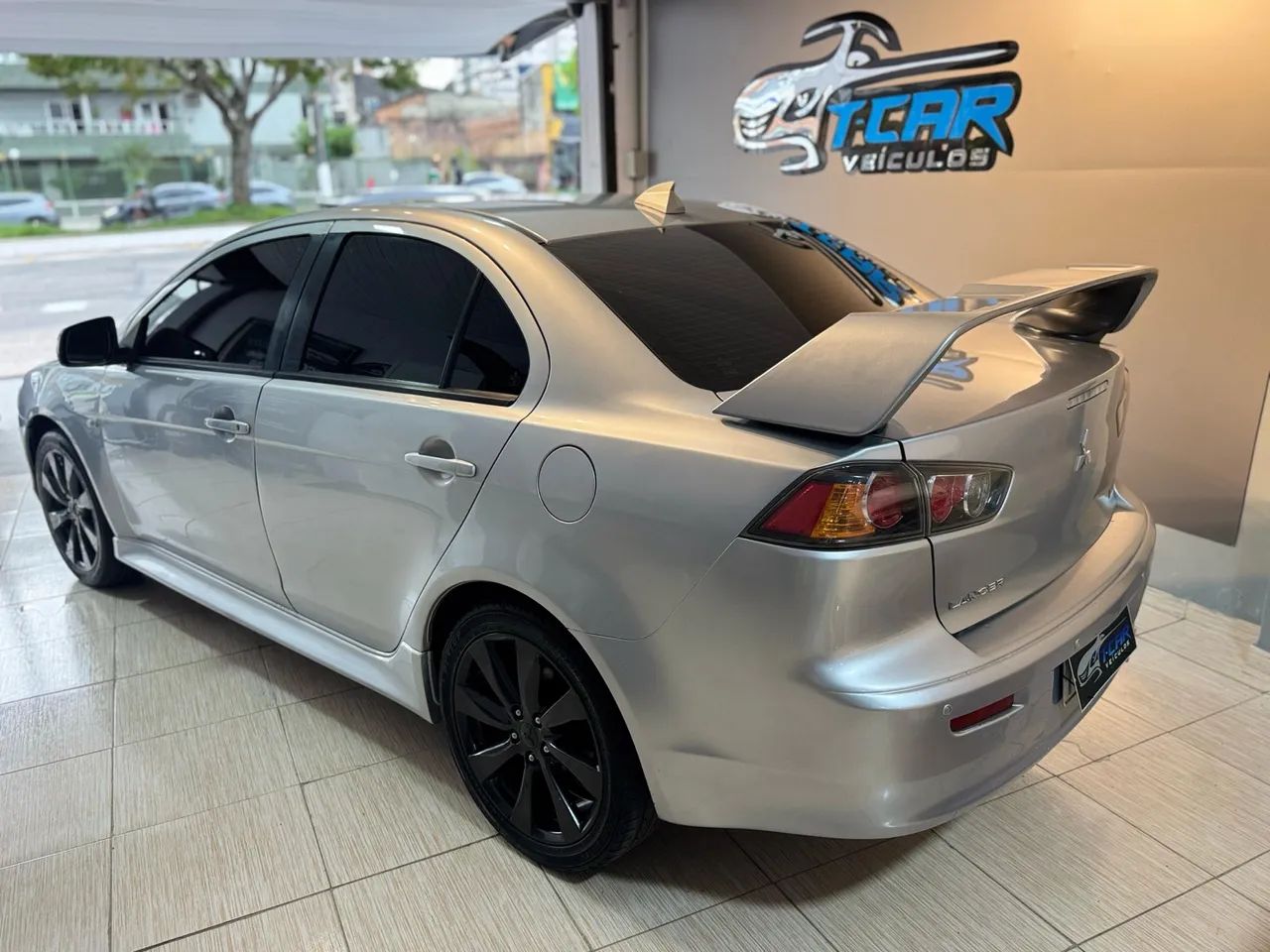 .. ? Mitsubishi Lancer 2.0  -ano 2012 -autom  -roda de liga leve  - Foto 4