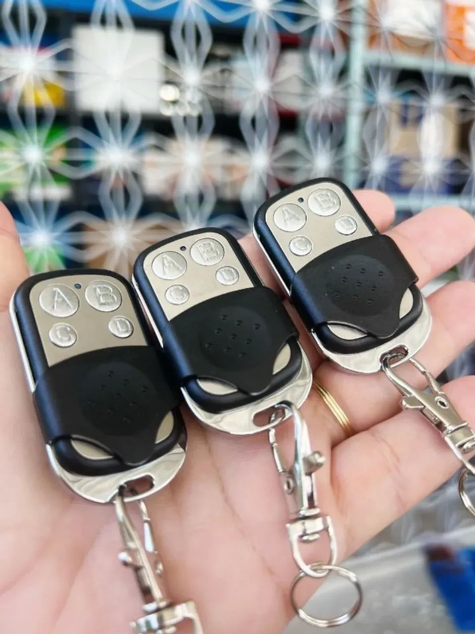 Controle para motor de portão de garagem cromado entregamos já codificado