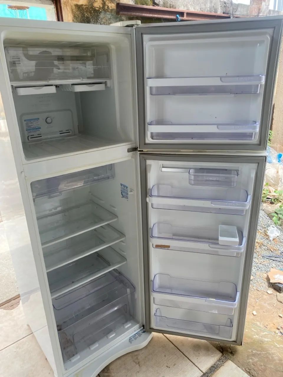 Geladeira Duplex Electrolux Frost Free 350 litros  - Foto 3
