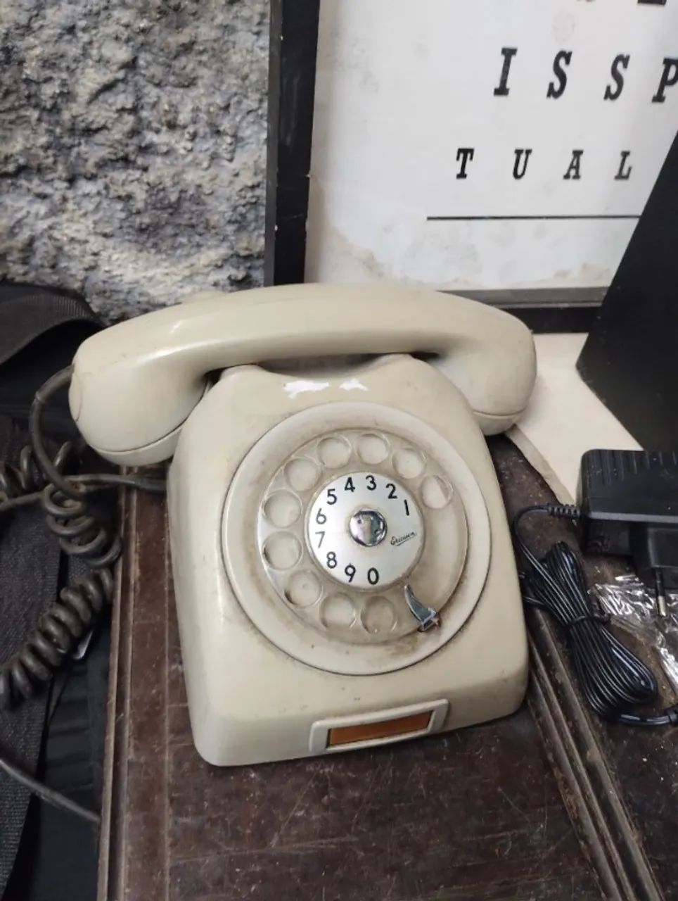 Telefone antigo