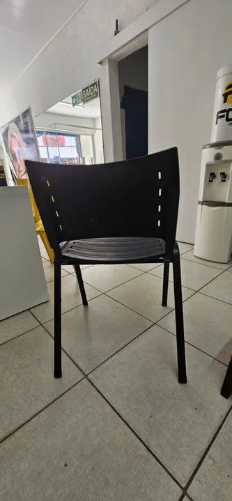 Cadeira de Escritório TocStoc - Conforto e Elegância por Menos