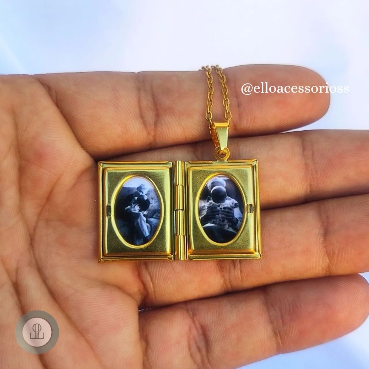 Colar com Pingente de Livro - Banhado a Ouro
