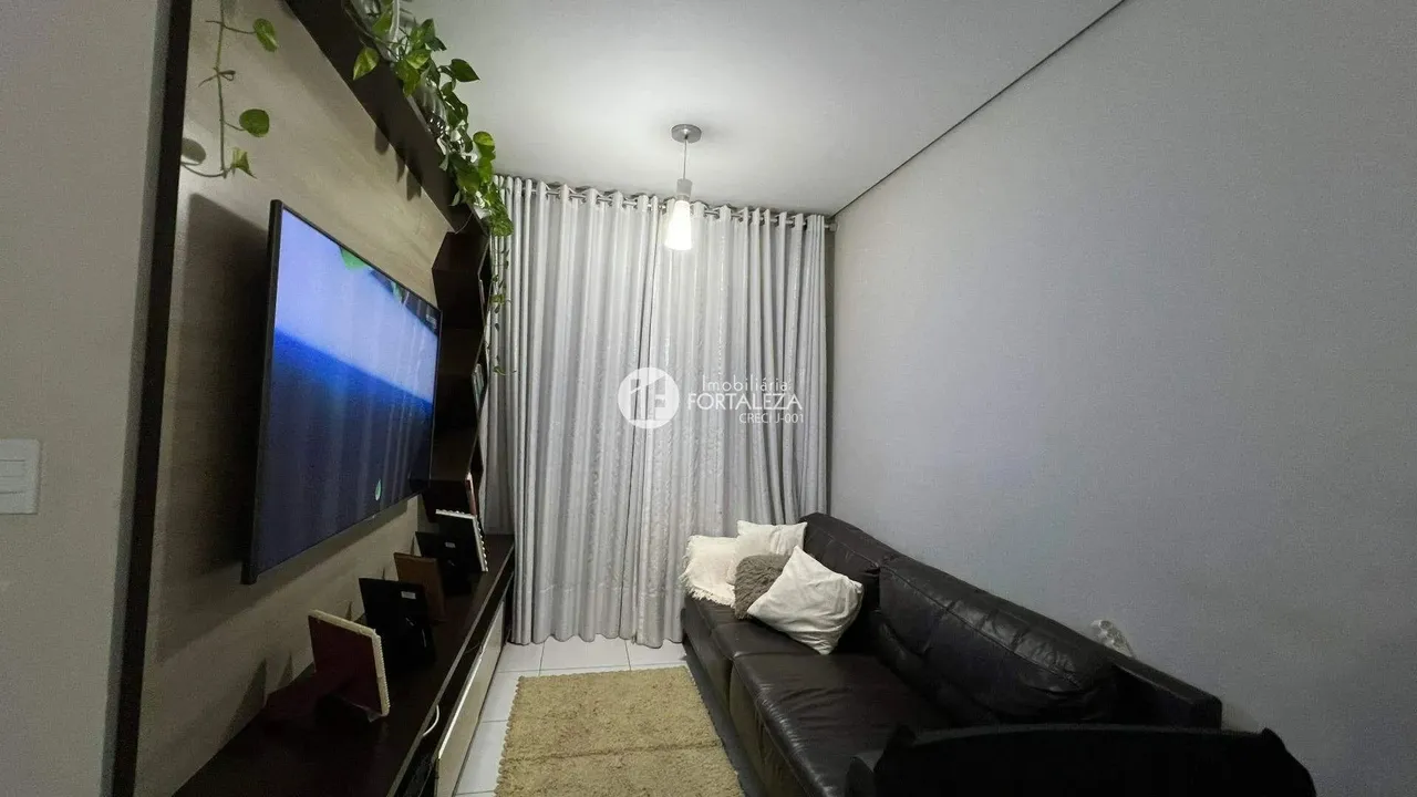 Imóvel para venda com 77 metros quadrados com 3 quartos em Residencial Petrópolis - Rio Br