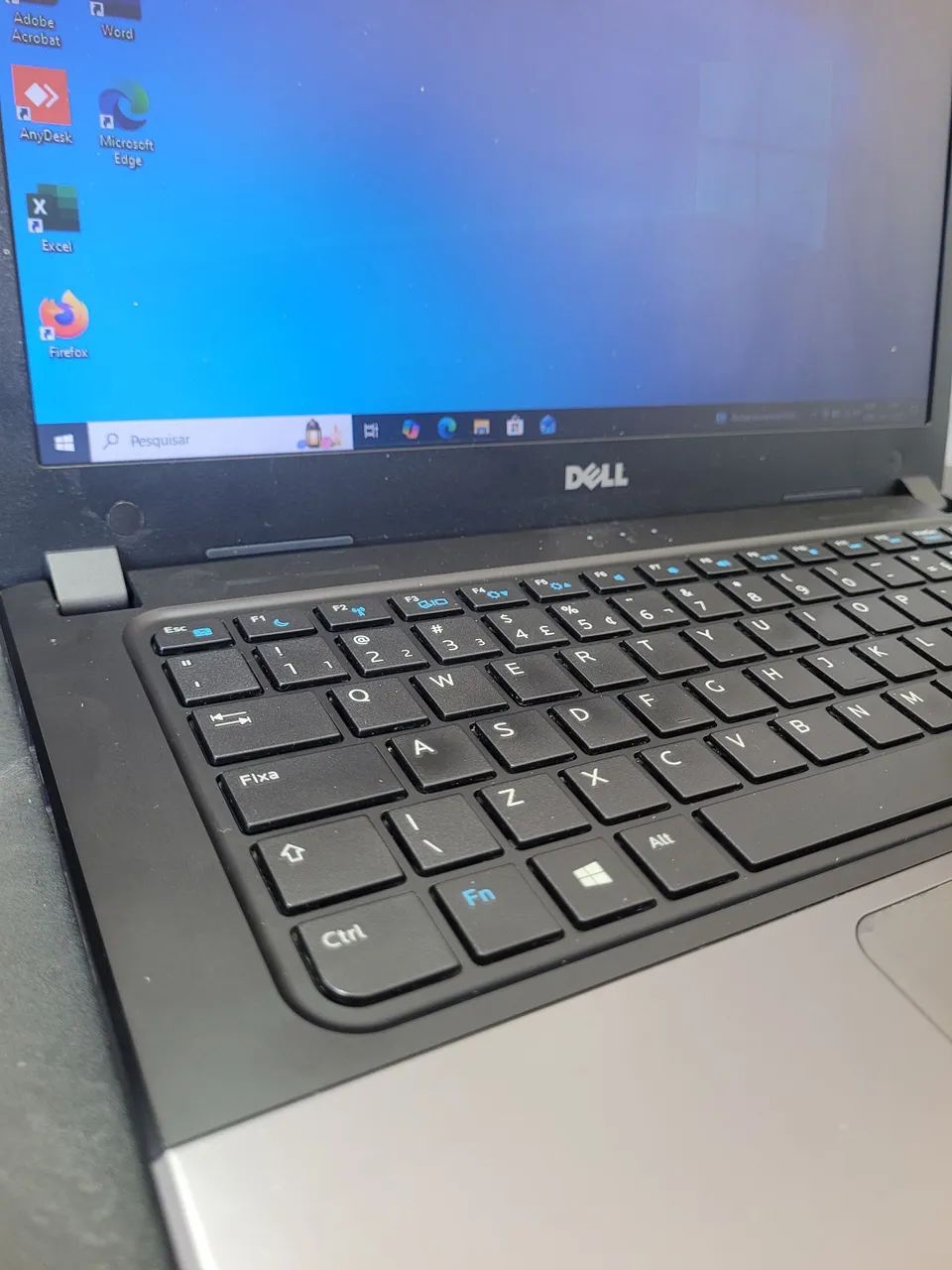 I'm selling a Dell Notebook with Core i764297083385219121
